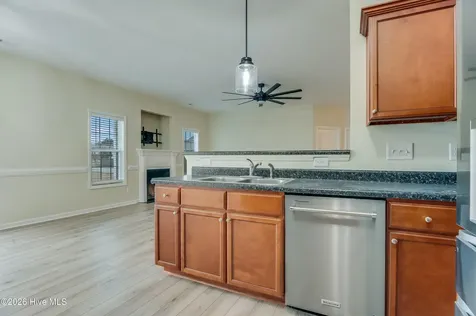 302 Esquire Drive Richlands NC 28574