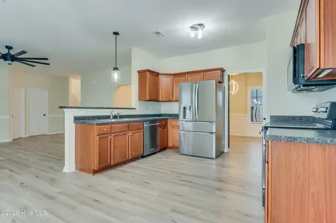 302 Esquire Drive Richlands NC 28574
