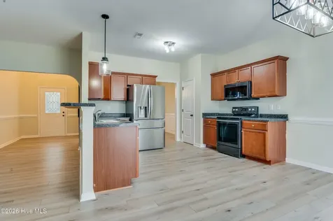 302 Esquire Drive Richlands NC 28574
