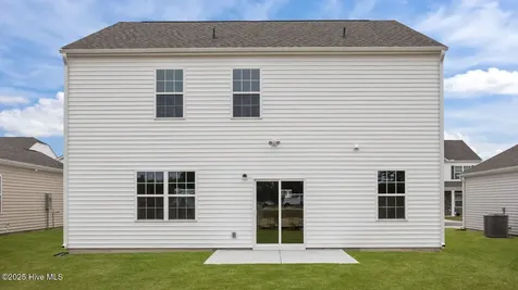 1616 Stonebriar Drive Winterville NC 28590