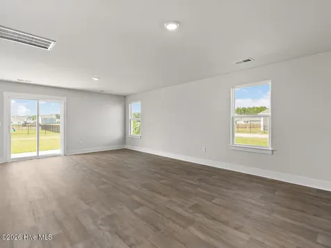 3080 Golden Field Drive SE Bolivia NC 28422