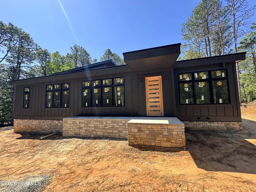 229 Hill Road Southern Pines NC 28387