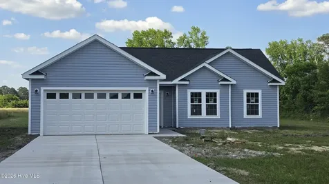 107 Blanche Street Chadbourn NC 28431