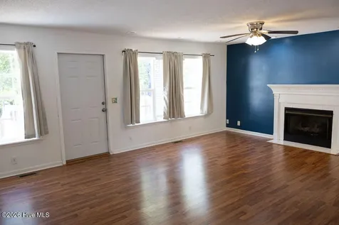 285 Riverside Drive SW Supply NC 28462