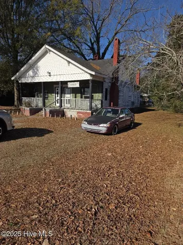 1102 Dickinson Avenue Greenville NC 27834