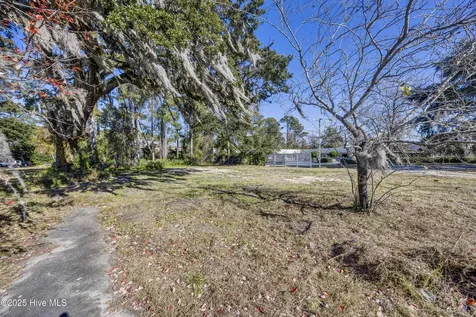 4213 Princess Place Drive Wilmington NC 28405