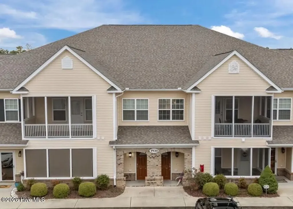 1930 Tara Court Greenville NC 27858