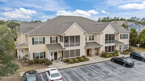 1930 Tara Court Greenville NC 27858