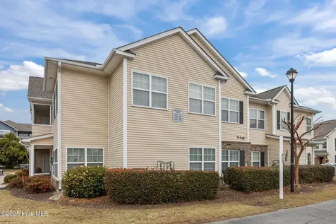 1930 Tara Court Greenville NC 27858