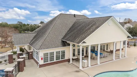 1930 Tara Court Greenville NC 27858