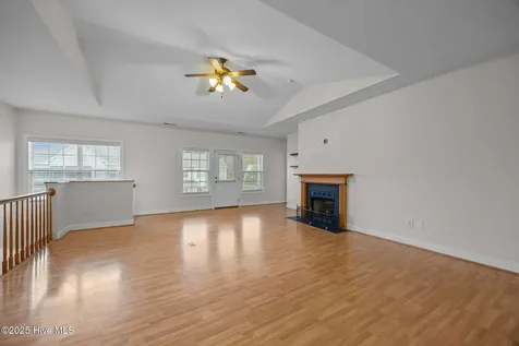 1930 Tara Court Greenville NC 27858