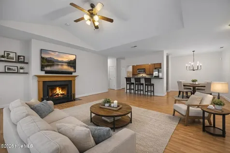 1930 Tara Court Greenville NC 27858