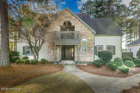 50 Cochrane Castle Circle Pinehurst NC 28374