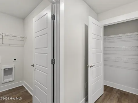 3064 Golden Field Drive SE Bolivia NC 28422