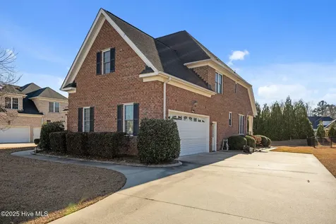 4501 Lagan Circle Winterville NC 28590