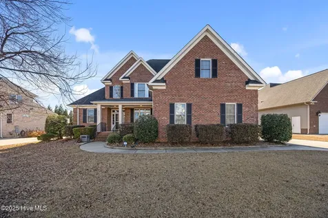 4501 Lagan Circle Winterville NC 28590
