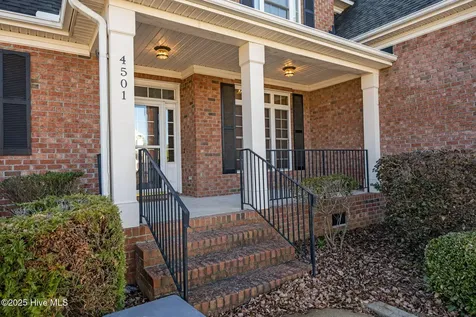4501 Lagan Circle Winterville NC 28590
