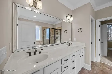 4501 Lagan Circle Winterville NC 28590