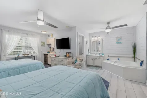 330 S Middleton Drive NW Calabash NC 28467