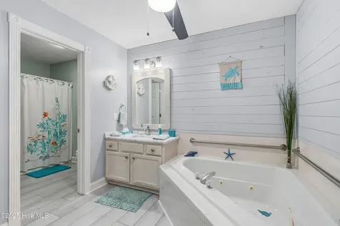 330 S Middleton Drive NW Calabash NC 28467