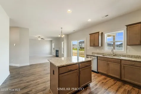 741 Secession Lane Jacksonville NC 28546
