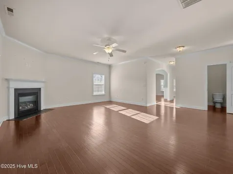 402 Boathouse Court Swansboro NC 28584