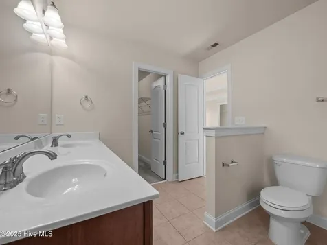 402 Boathouse Court Swansboro NC 28584