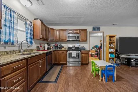 1004 Springdale Drive Jacksonville NC 28540