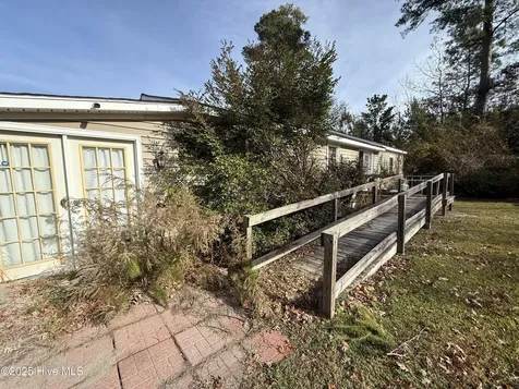 120 Burkett Road Dover NC 28526