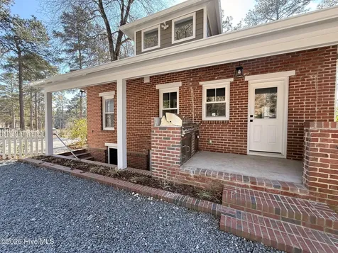 132 Tower Street Southern Pines NC 28387