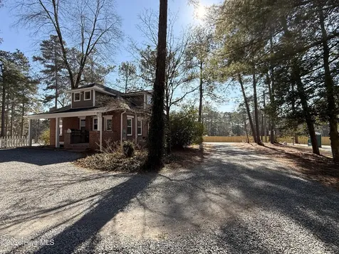 132 Tower Street Southern Pines NC 28387
