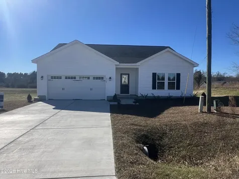 238 Deer Haven Drive Richlands NC 28574