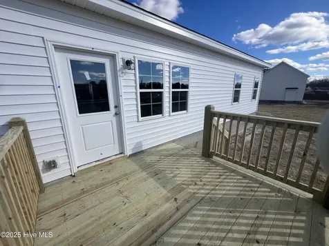 238 Deer Haven Drive Richlands NC 28574