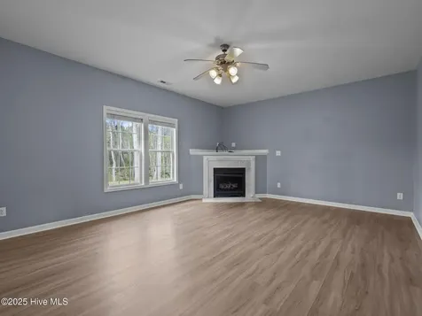 115 Craig Drive Hubert NC 28539