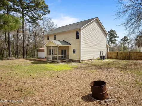 115 Craig Drive Hubert NC 28539