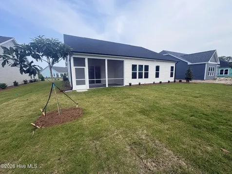 2071 Rosin Drive Southport NC 28461