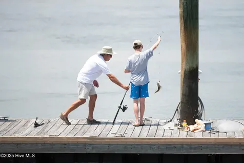 2071 Rosin Drive Southport NC 28461