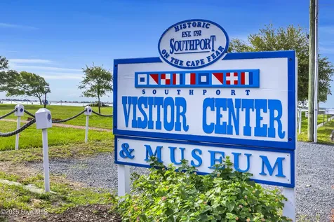 2071 Rosin Drive Southport NC 28461
