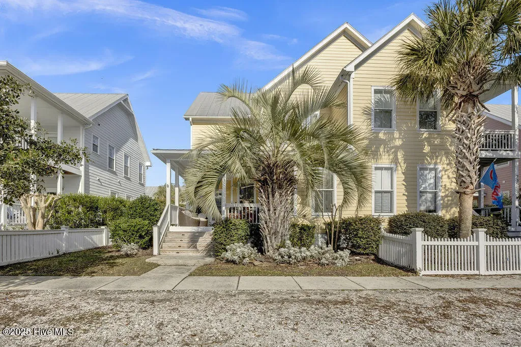 233 Silver Sloop Way Carolina Beach NC 28428