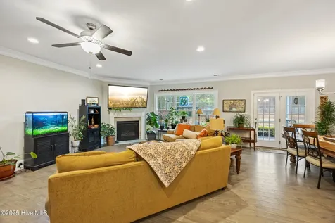 822 Winston Pines Drive Aberdeen NC 28315