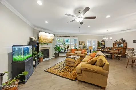 822 Winston Pines Drive Aberdeen NC 28315