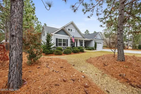 822 Winston Pines Drive Aberdeen NC 28315