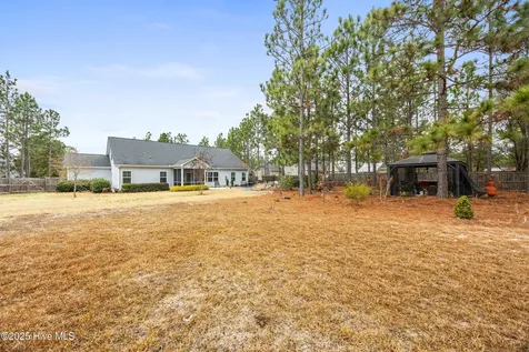 822 Winston Pines Drive Aberdeen NC 28315