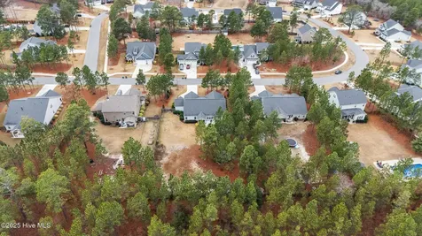 822 Winston Pines Drive Aberdeen NC 28315