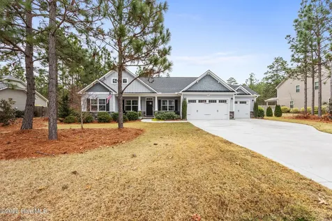 822 Winston Pines Drive Aberdeen NC 28315