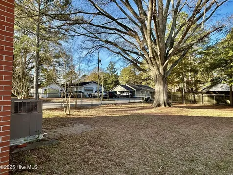 600 Church Street Scotland Neck NC 27874