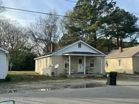 3733 East Street Bethel NC 27812