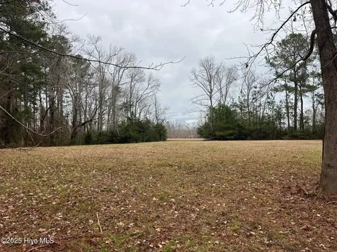 62 Currituck Court Oriental NC 28571