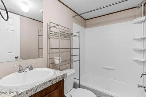 3664 Lakeview Drive SW Supply NC 28462
