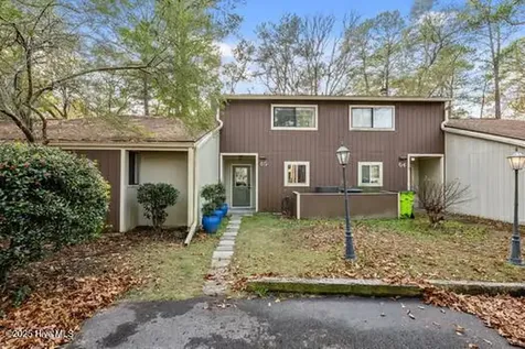 65 Quarterdeck Townes New Bern NC 28562